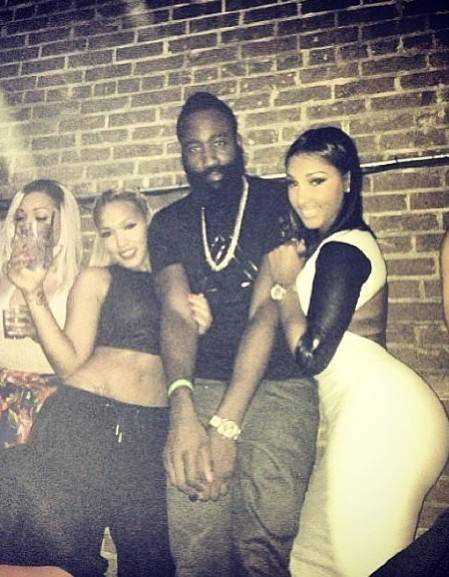 奥古斯托：我们有些低估了对手，所有人都认为我们应该赢5-0（奥古斯托：确有轻敌心态，大家以为我们会5比0轻松拿下）