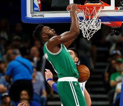 波切蒂诺：我对美国队的目标始终如一，就是要赢得世界杯（波切蒂诺称美国队目标未改：剑指世界杯冠军）