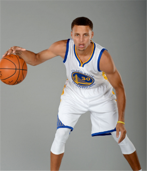 欧冠周最佳球员评选：奥斯梅恩、福登、梅里诺、福布斯（欧冠本周最佳候选：奥斯梅恩、福登、梅里诺、福布斯）