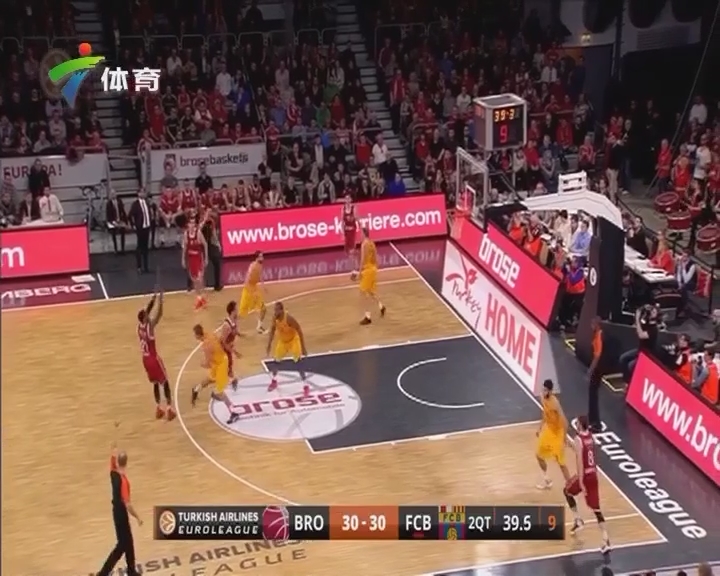 近6轮4球！38岁瓦尔迪意甲释放余热，50分钟后攻入3球（6轮4球！38岁瓦尔迪意甲余威不减，50分钟后连下三城）