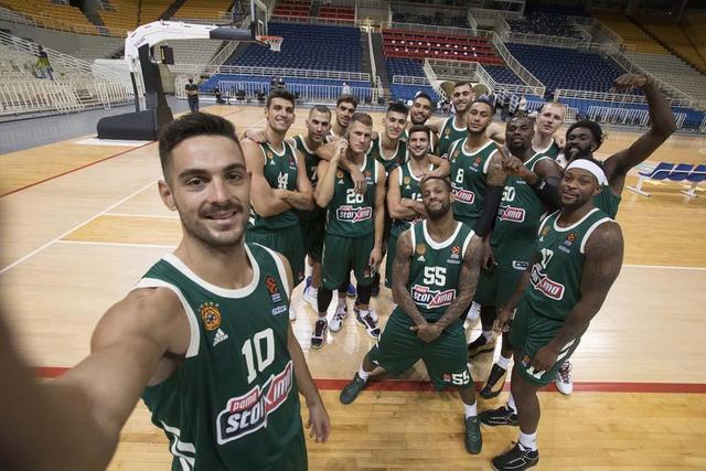 费林加撰文探讨斯莱格斯执教球队内部问题（费林加发文解析斯莱格斯执教期球队内部困境）