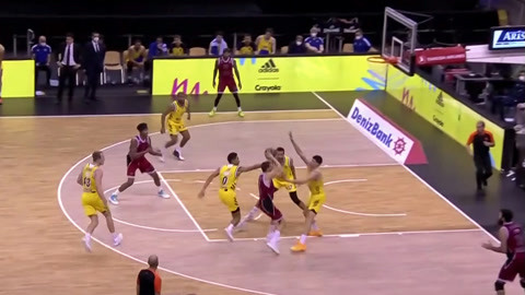 2025中乙赛季最佳阵容：王博文、费尔南多、凯赛尔等在列（2025中乙最佳阵容出炉：王博文、费尔南多、凯赛尔等入选）